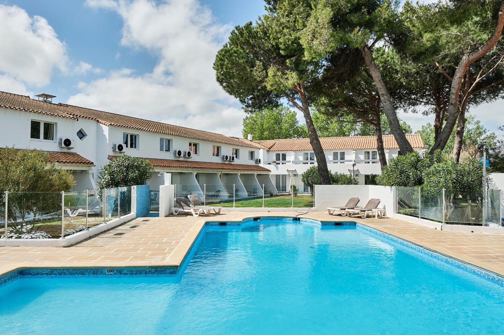 Artemia Aigues-Mortes - Hotel Avec Piscine Exteriér fotografie