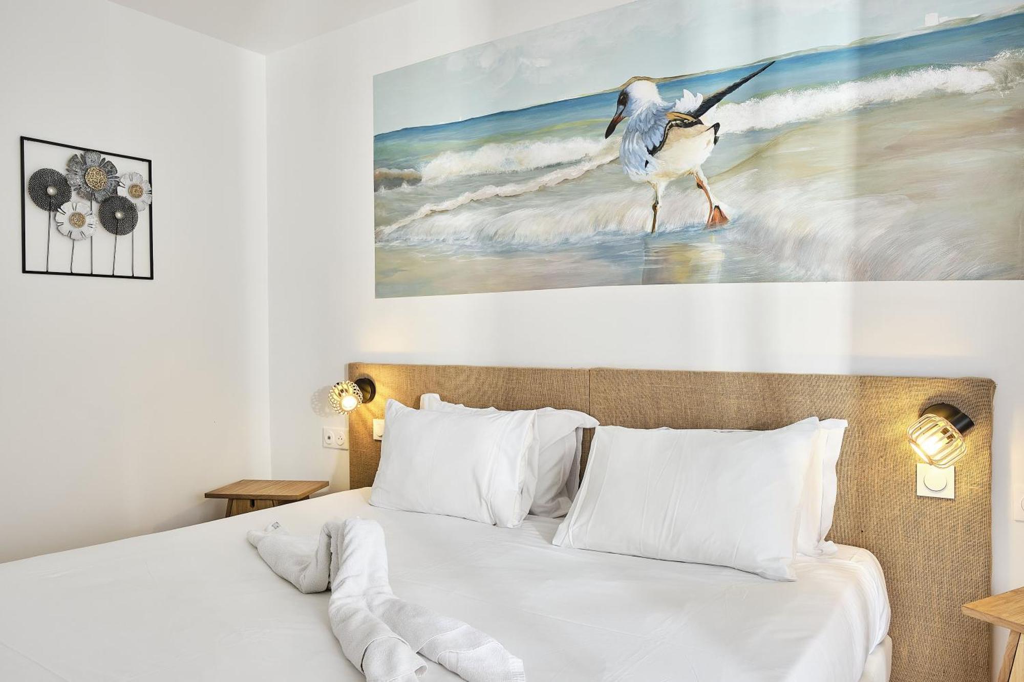 Artemia Aigues-Mortes - Hotel Avec Piscine Exteriér fotografie