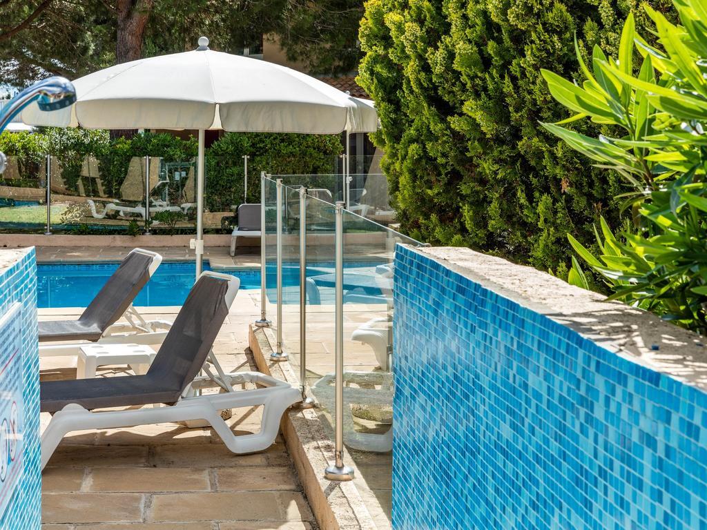 Artemia Aigues-Mortes - Hotel Avec Piscine Exteriér fotografie